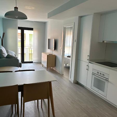 Apartamentos Breton 17 Double Deluxe Alicante Bagian luar foto