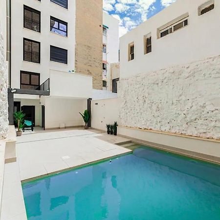 Apartamentos Breton 17 Double Deluxe Alicante Bagian luar foto