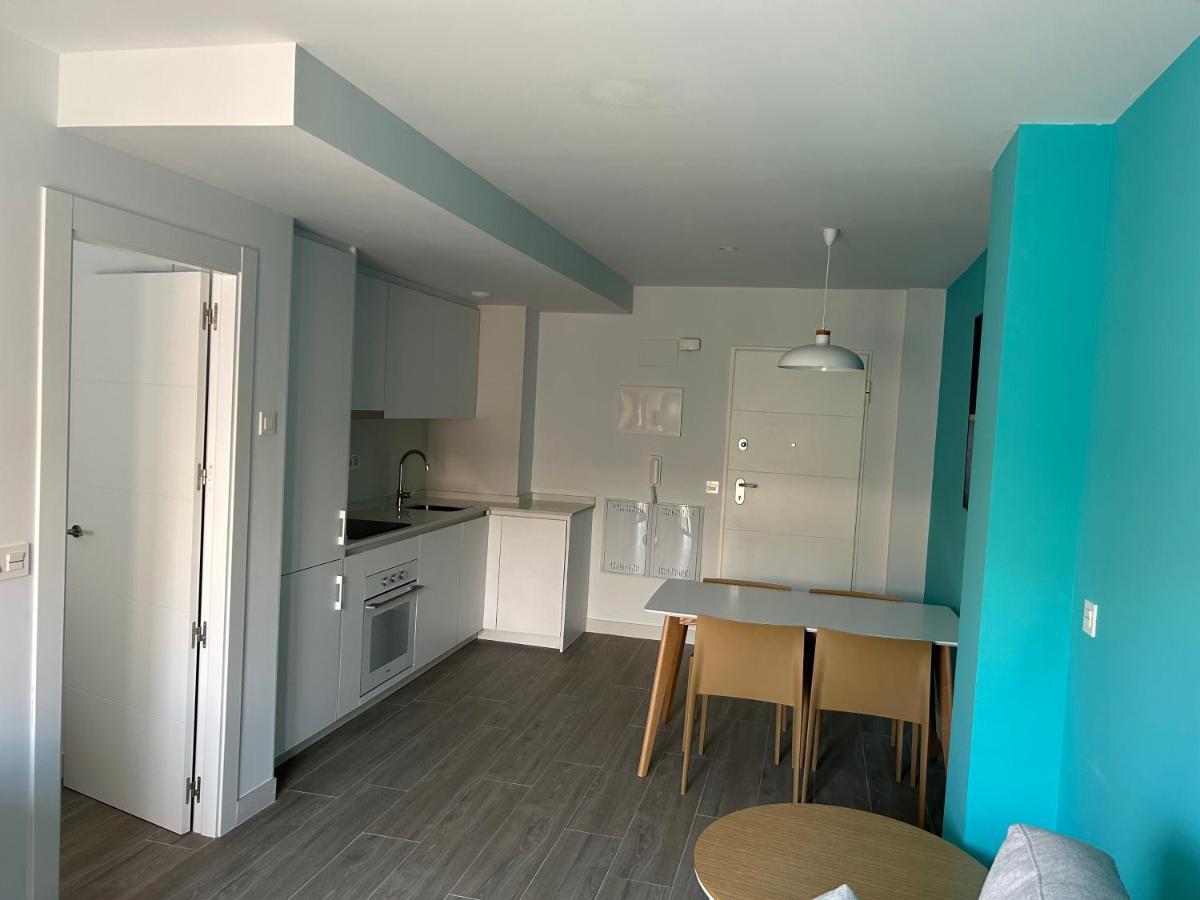 Apartamentos Breton 17 Double Deluxe Alicante Bagian luar foto